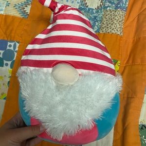 BNWOT Norma the Christmas Gnome Squishmallow 8 in